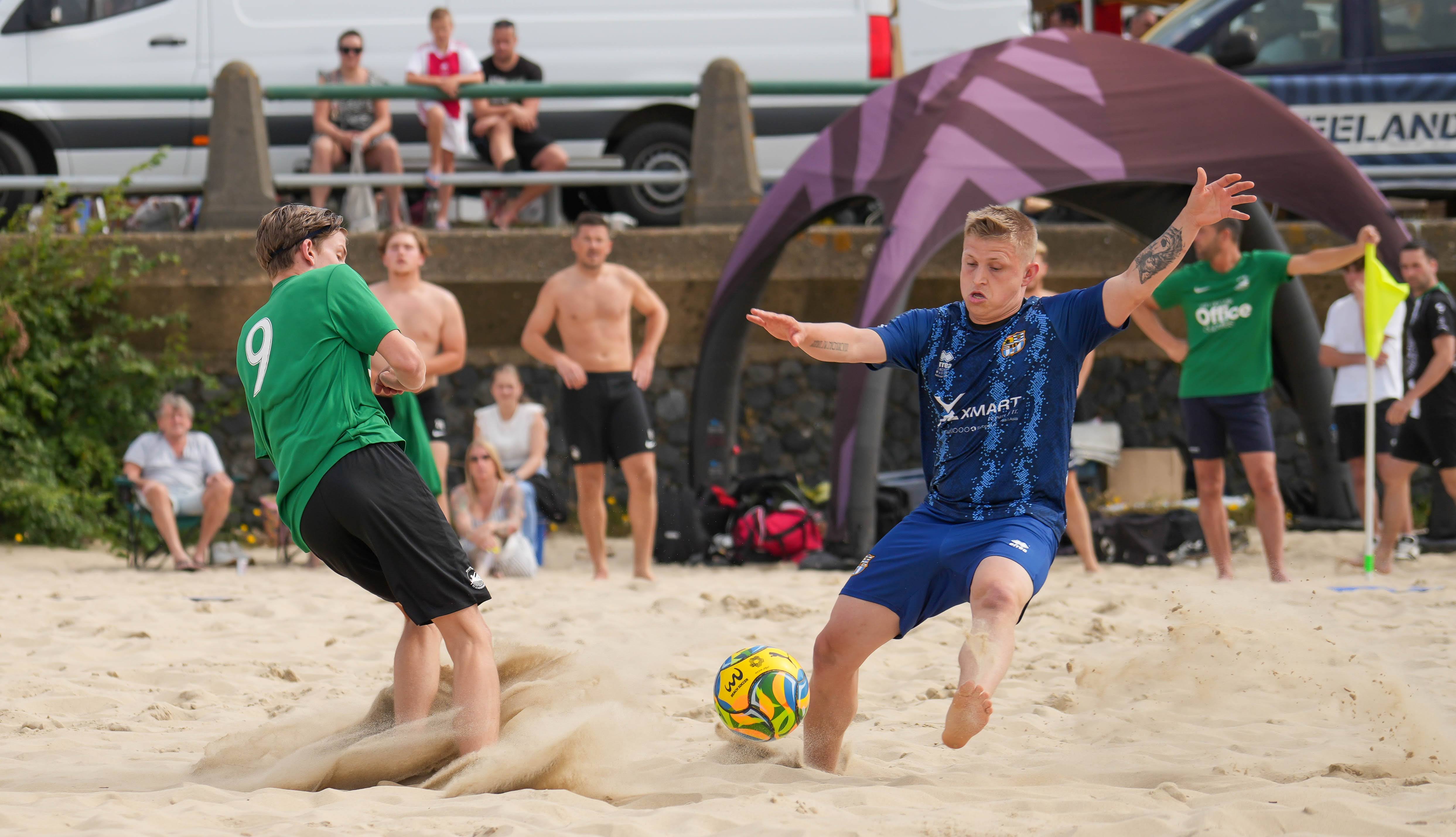 Scheidsrechter Beach Soccer aanmelden NFBS